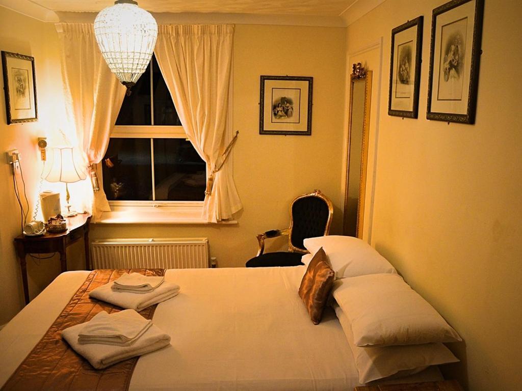 Palmerston Grange Shanklin Room photo